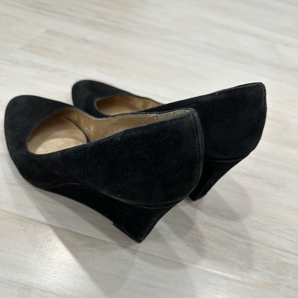 Bandolino Black Suede Wedge - Picture 8 of 9